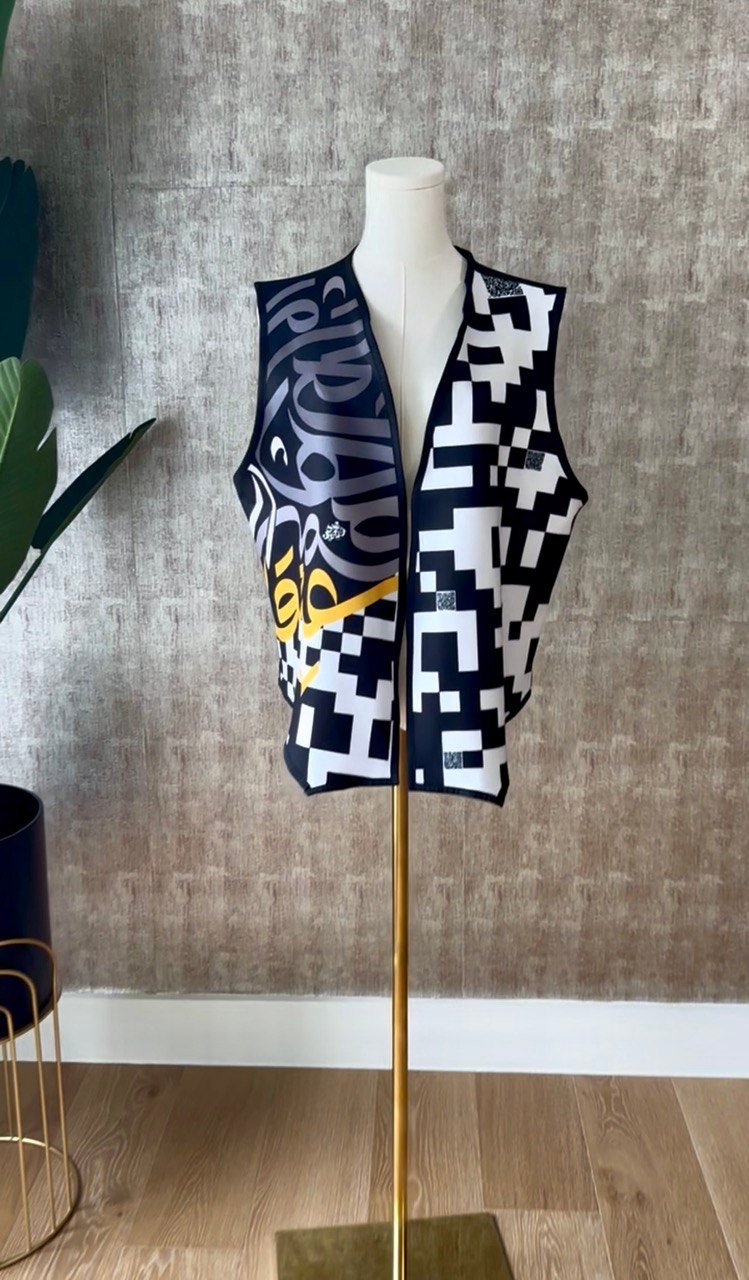 QR Code Vest - Image 3